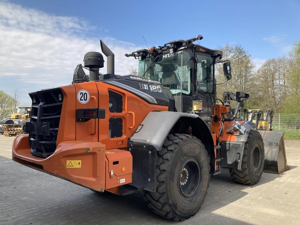 hitachi-zw-180-7,33ae5764-6.jpg