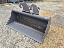 Volvo Grabenräumlöffel starr 1.300mm 251ltr.