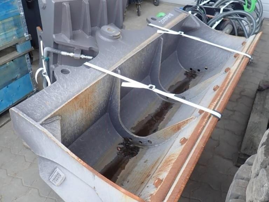 volvo-hydr-grabenraumloffel,e29977da-1.jpg