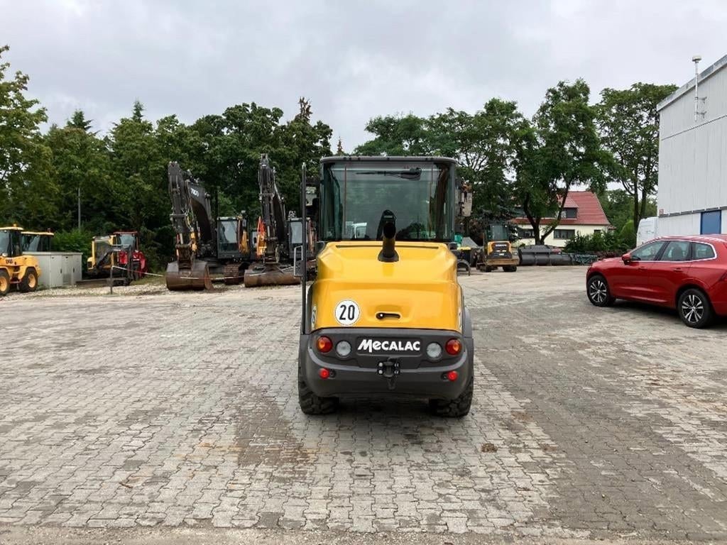 mecalac-ax-700,a477aace-4.jpg