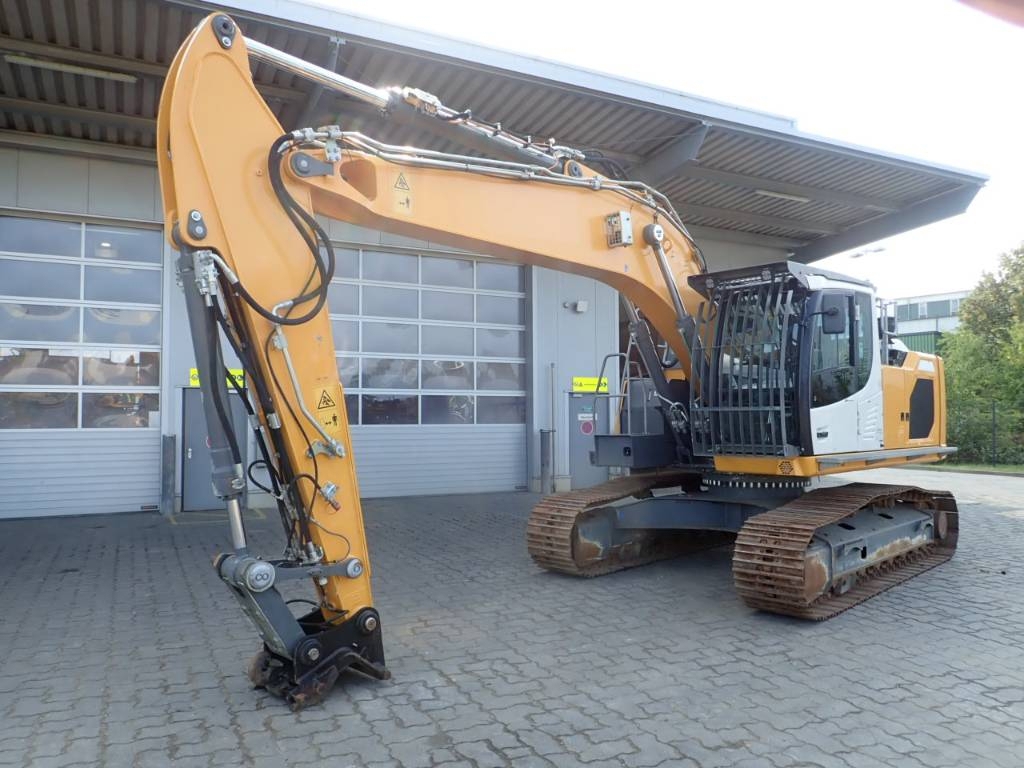 liebherr-r-922-lc,3a2775aa.jpg