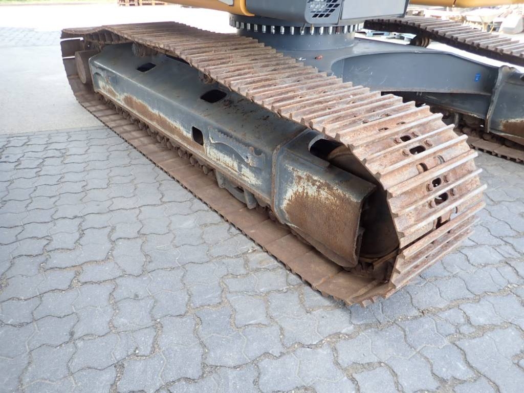 liebherr-r-922-lc,69cdf757.jpg
