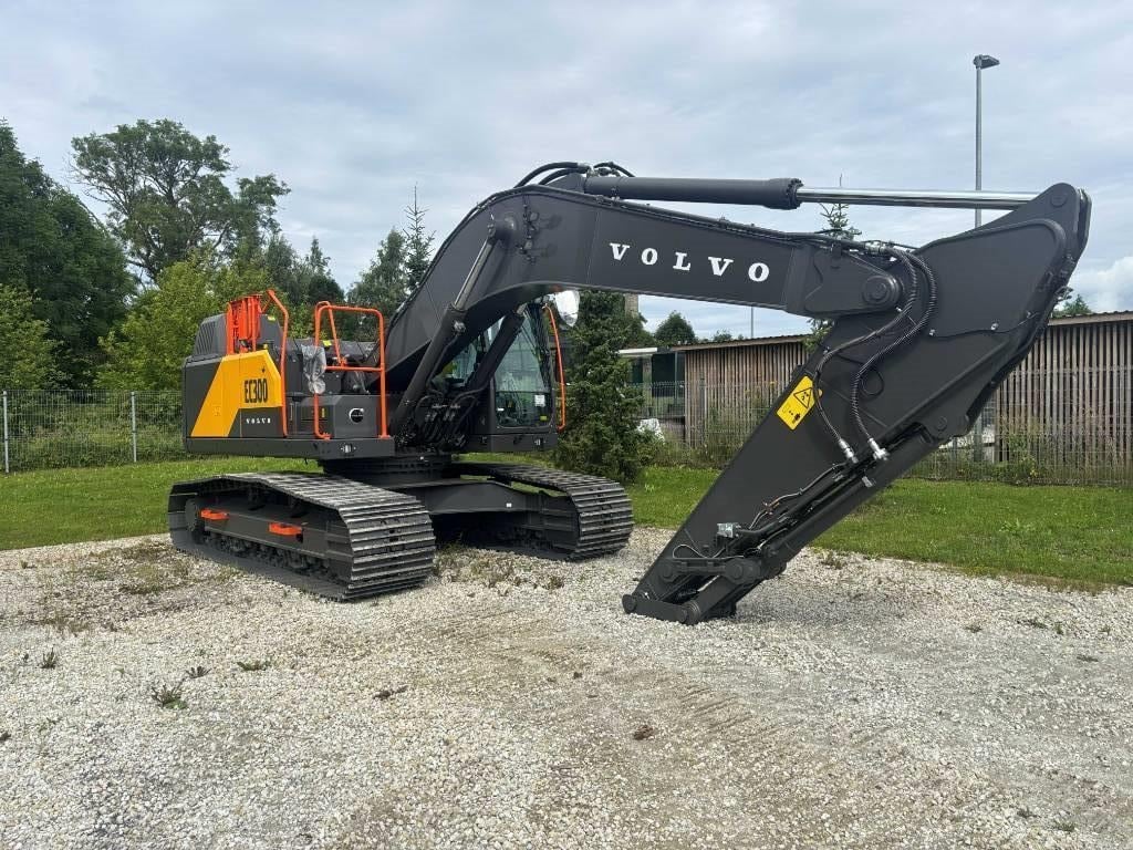 volvo-ec-300,37e10bb4.jpg