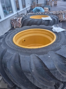 Nokian Excavator 650/45-22,5 kompletta hjul