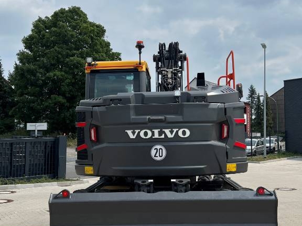 volvo-ewr-130-e,5850c51e.jpg