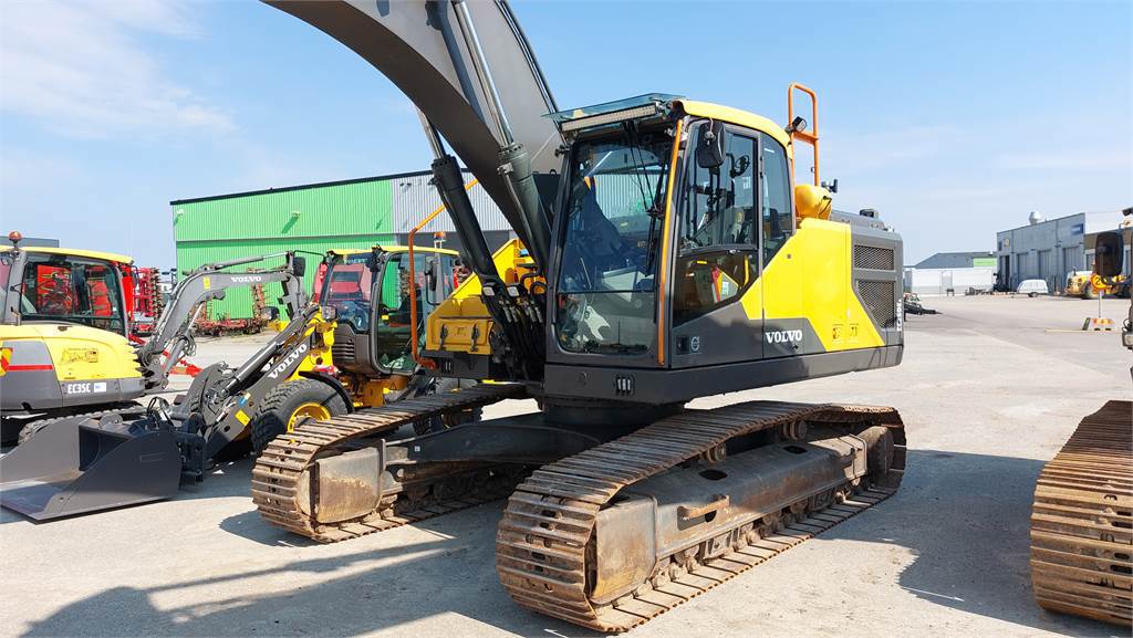 volvo-ec-9e44,ec250e_320134-ec250el320134(3).jpg