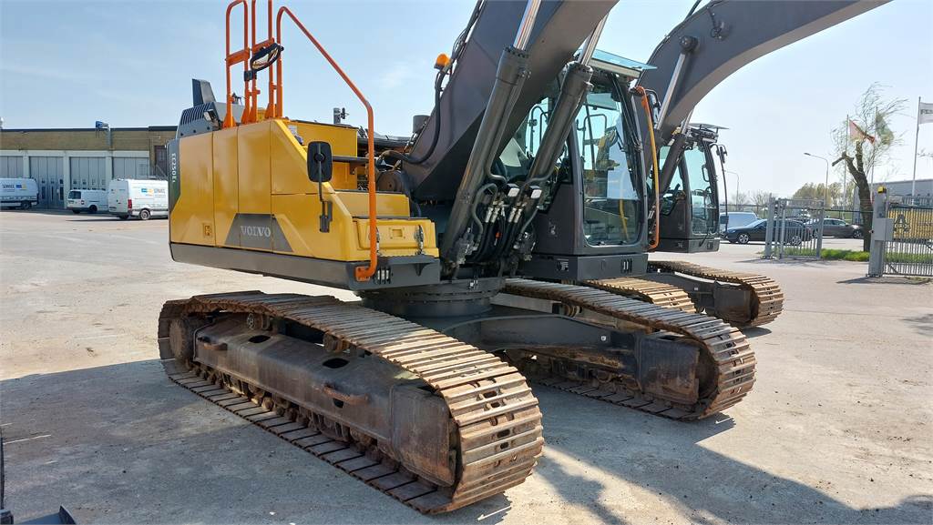 volvo-ec-d89f,ec250e_320134-ec250el320134(6).jpg