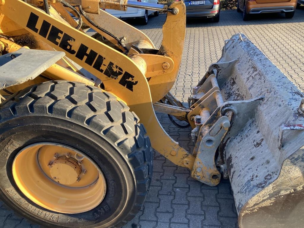 liebherr-l-514,58d4745d-7.jpg