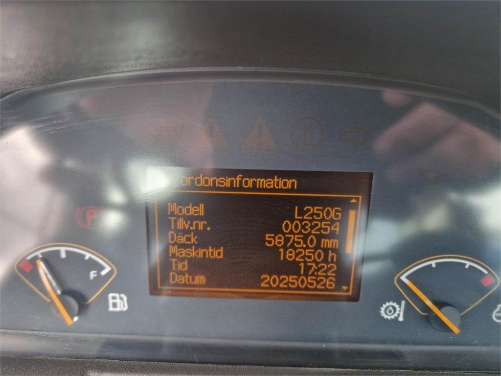 volvo-l250g,l250g-ud_3254-1000022173.jpg