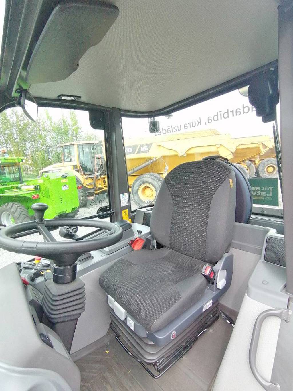 volvo-l-25-electric,8a98f30c.jpg